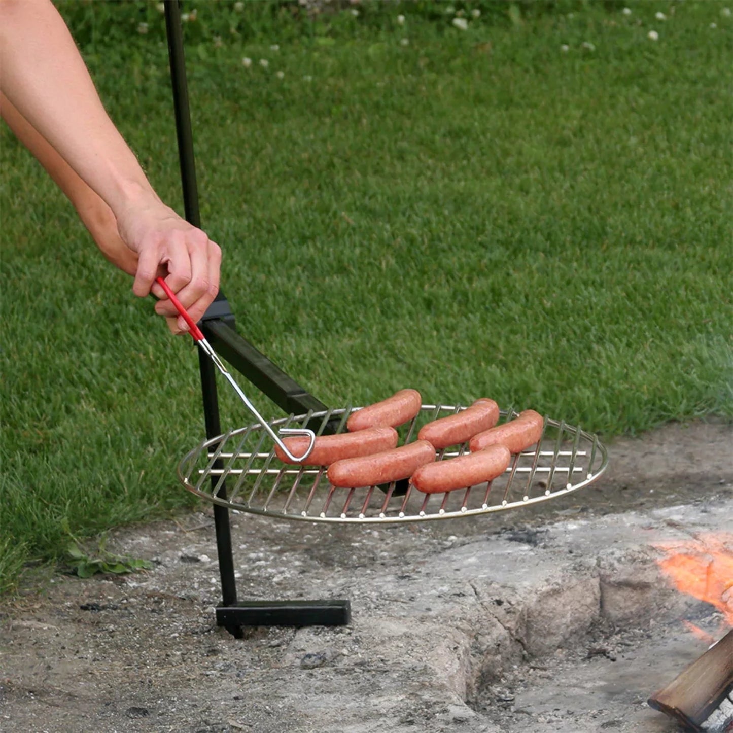 traveling bob-a-que portable camp grill